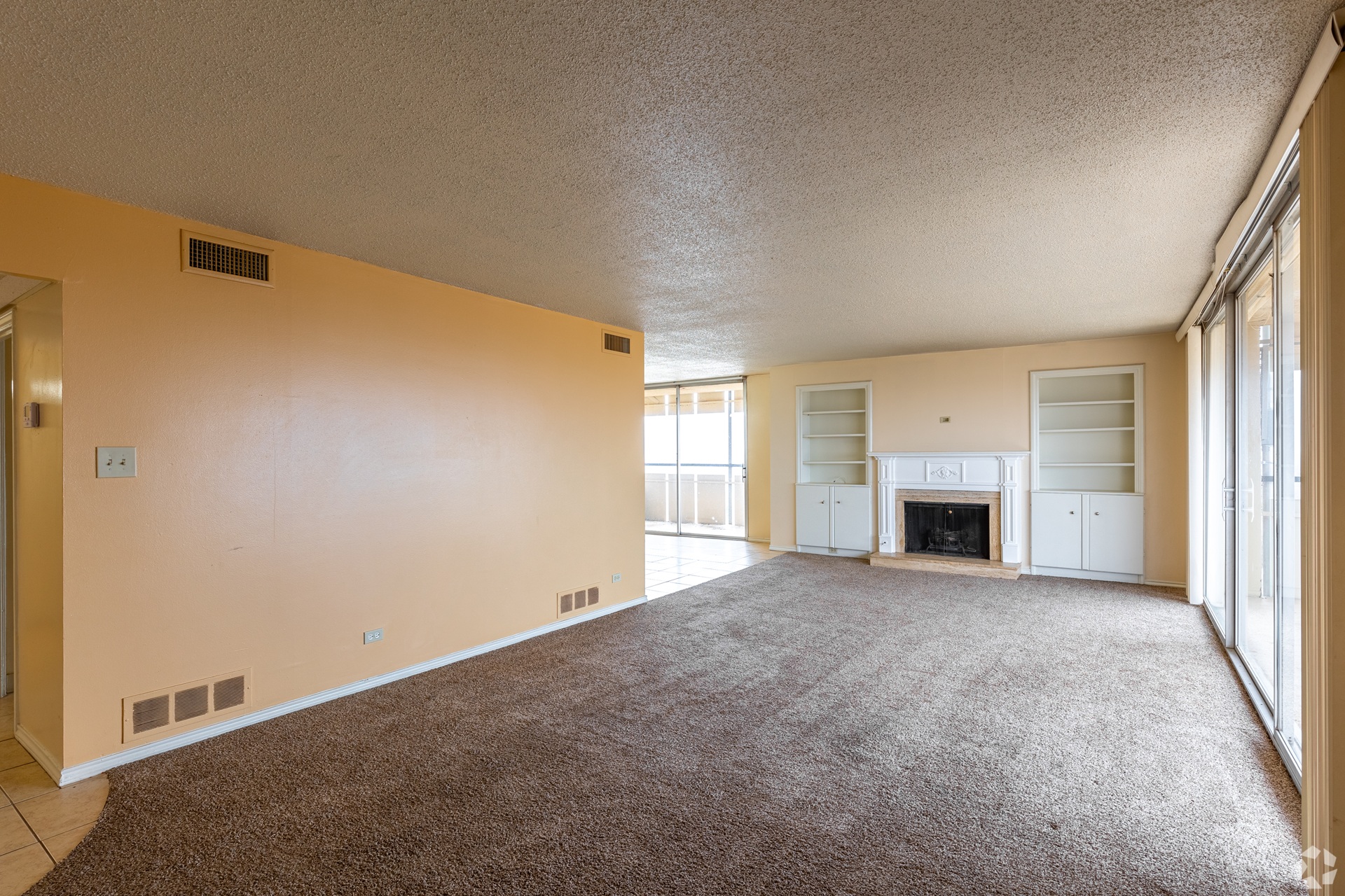 Park Tower Apartments living room in Lubbock Texas